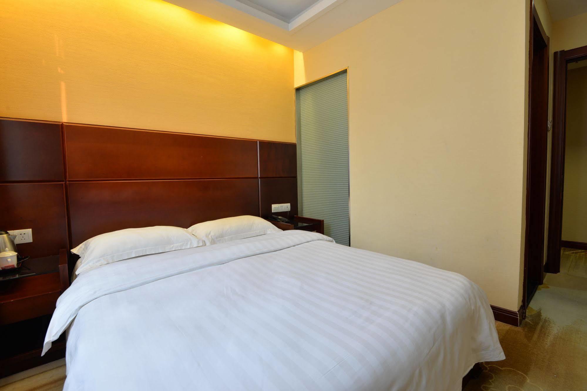 Irene Boutique Hotel - Jinshu Shop Shanghai Exterior photo